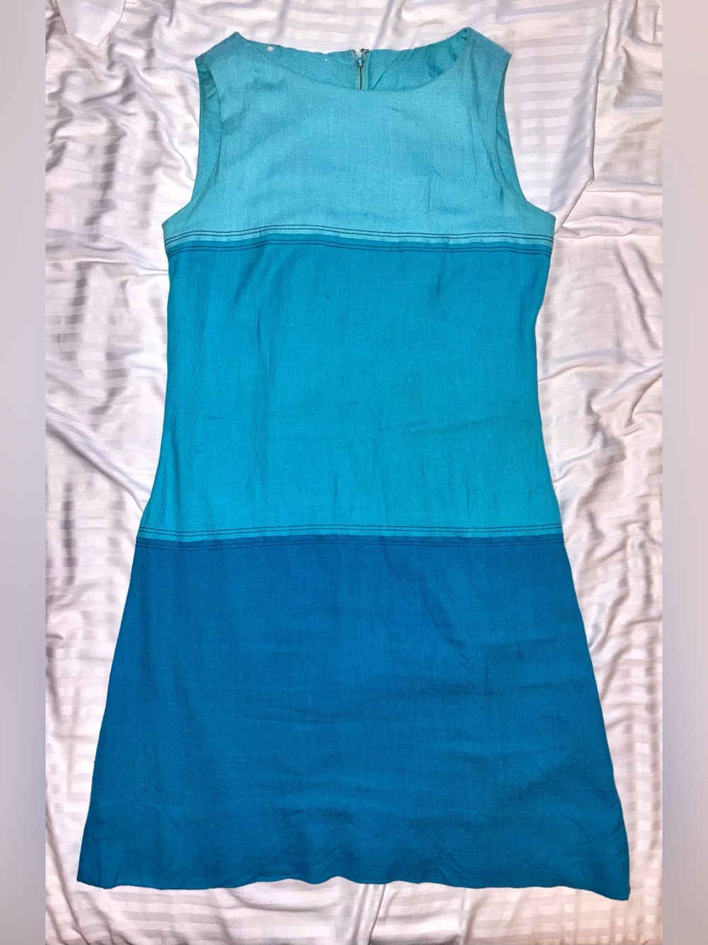 1960s Tricolor Blue Colorblock Mod Sleeveless Mini Shift Dress XS Rayon